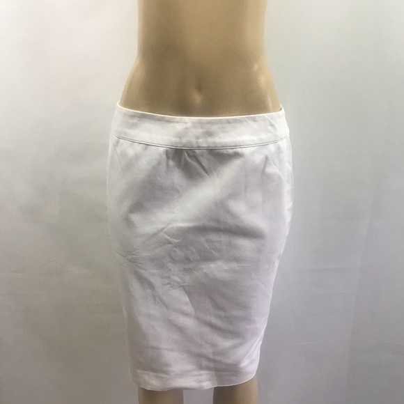 Liz Claiborne Dresses & Skirts - LIZ CLAIBORNE 🧉stylish beautiful casual  skirt